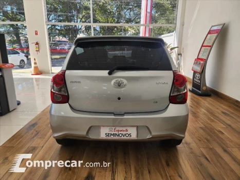 ETIOS 1.5 X PLUS 16V FLEX 4P AUTOMÁTICO