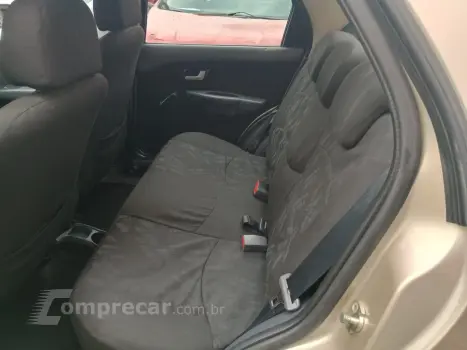 SIENA 1.0 MPI EL CELEBRATION 8V FLEX 4P MANUAL