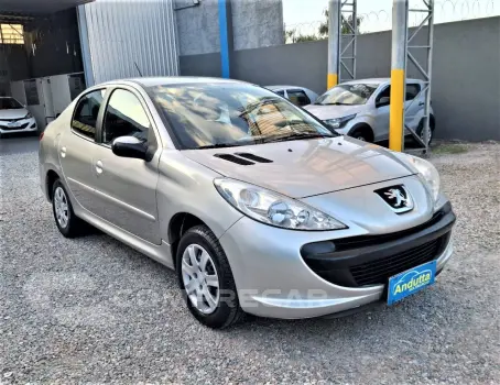 PEUGEOT 207 Sedan 1.4 4P ACTIVE FLEX 4 portas