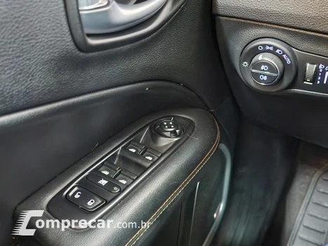 COMPASS 2.0 16V Longitude 4X4