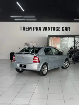 ASTRA 2.0 MPFI Advantage 8V