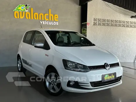 Volkswagen FOX 1.6 MI ROCK IN RIO 8V FLEX 4P MANUAL 4 portas