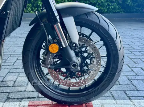 CB 1000R