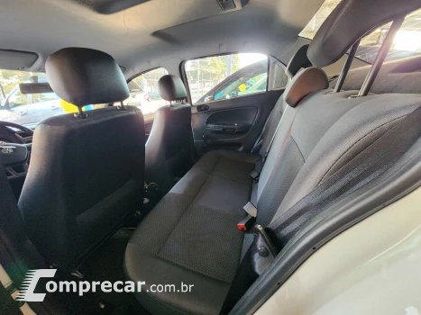 VOYAGE 1.0 12V MPI Totalflex