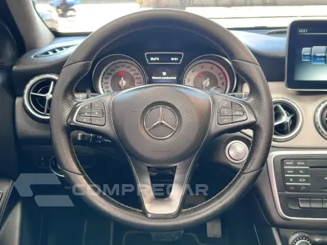 GLA 200 1.6 CGI ENDURO 16V TURBO FLEX 4P AUTOMÁTICO