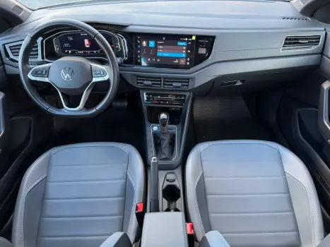 Nivus Highline 1.0 200 TSI Flex Aut.