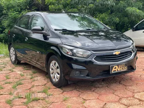 CHEVROLET ONIX 1.0 LT 4 portas