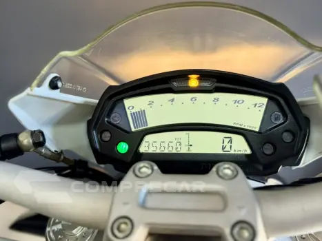 MONSTER 796