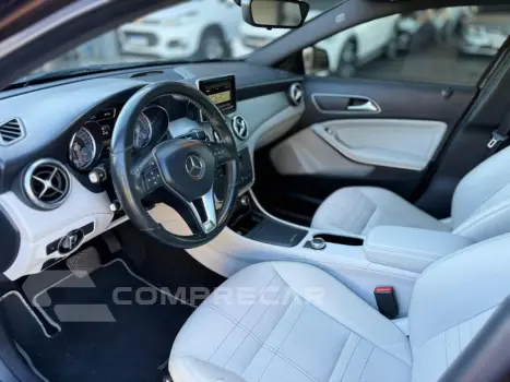 GLA 200 Advance 1.6/1.6 TB 16V Flex Aut.