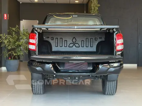 L200 TRITON 2.4 16V Turbo Sport HPE TOP CD 4X4