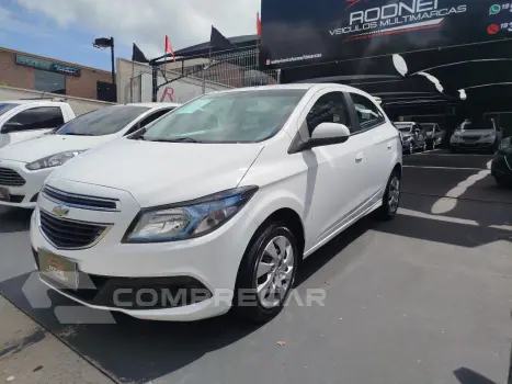 CHEVROLET ONIX HATCH LT 1.4 8V FlexPower 5p Mec. 4 portas