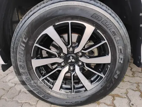 PAJERO 2.5 Sport HPE 4X4 8V Turbo Intercooler