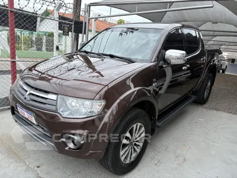 Mitsubishi L 200 Triton 3.2 16V HPE 4X4 CABINE DUPLA TURBO DIESEL INTER 4 portas