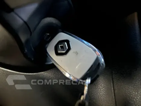 Kwid KWID Intense 1.0 Flex 12V 5p Mec.