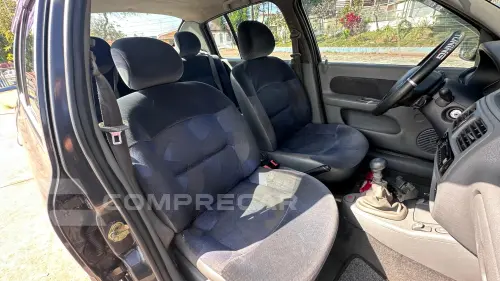 CLIO 1.6 RT Sedan 16V