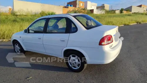 Classic Sedan 1.0 4P VHCE FLEX LS