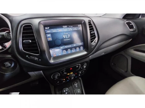 COMPASS - 2.0 16V LONGITUDE 4X4 AUTOMÁTICO