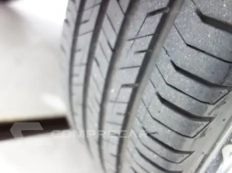 FOX - 1.6 MI ROCK IN RIO 8V 4P MANUAL