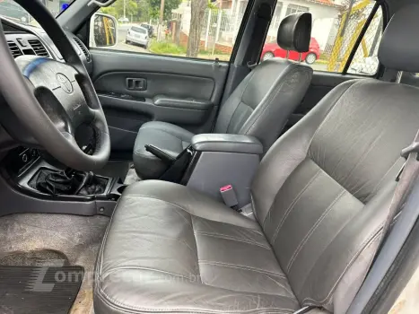 Hilux SW4 4x4 3.0 8V TB Diesel