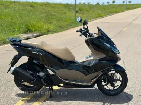 PCX 160 DLX ABS