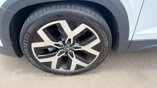 TAOS 1.4 250 TSI Highline