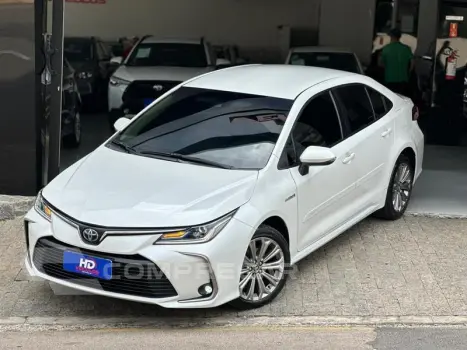 Toyota COROLLA ALTIS HV 4 portas