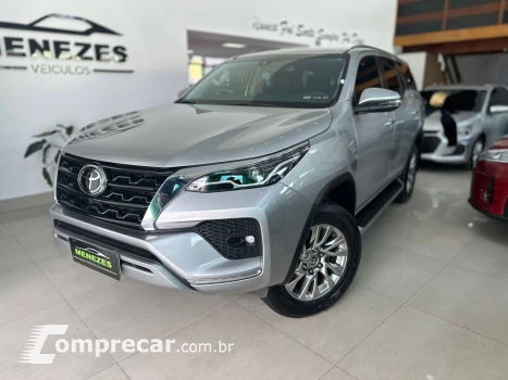 HILUX SW4 2.8 D-4d Turbo SRX 7L 4X4