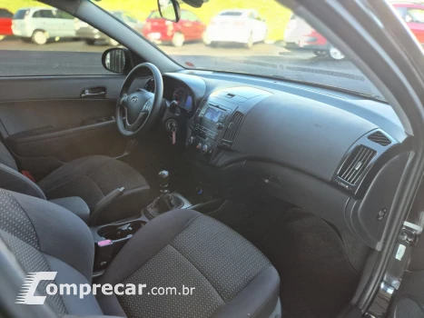 i30 2.0 16V 145cv 5p Mec.