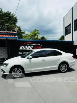 Volkswagen JETTA 2.0 TSI Highline 211cv 4 portas