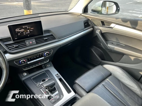 Q5 2.0 Tfsi Gasolina Ambiente S Tronic