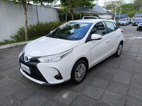 Toyota YARIS 1.5 16V FLEX XL MULTIDRIVE 4 portas