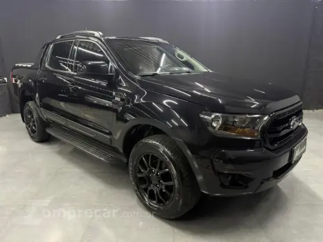 FORD RANGER 2.2 BLACK 4X2 CD 16V DIESEL 4P AUTOMÁTICO 4 portas