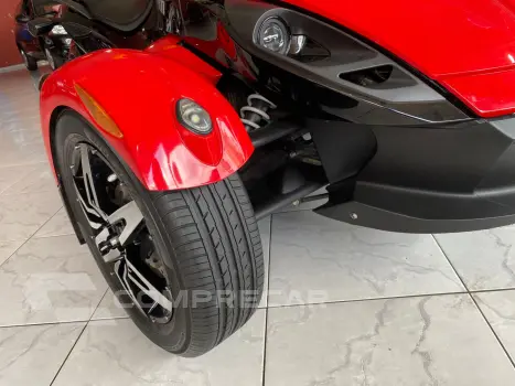 Triciclo Spyder 990 RS