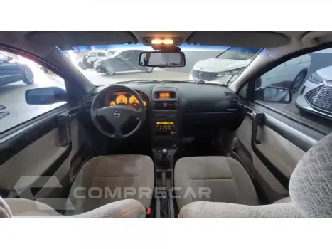 ASTRA HATCH - 2.0 MPFI 8V 4P MANUAL