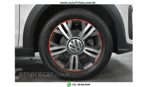 CROSS UP - 1.0 TSI 12V 4P MANUAL