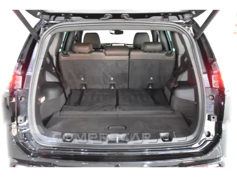 COMMANDER 1.3 T270 TURBO FLEX OVERLAND AT6
