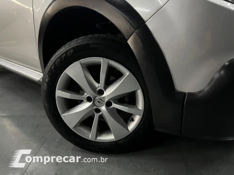 SANDERO 1.6 STEPWAY 16V FLEX 4P AUTOMÁTICO