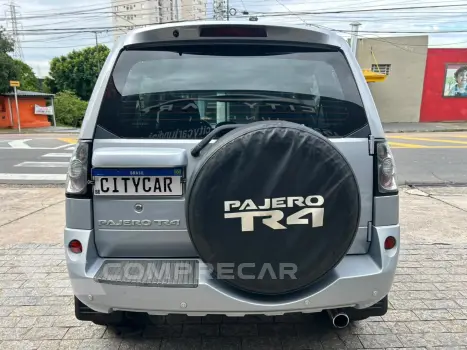 PAJERO TR4 2.0 4X2 16V 140CV FLEX 4P AUTOMÁTICO