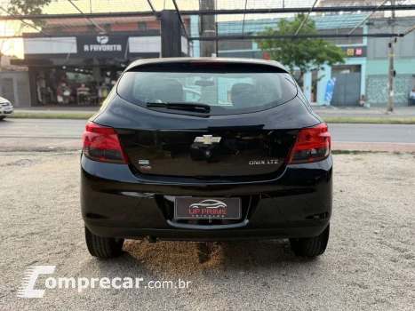 Onix Hatch 1.4 4P FLEX LTZ AUTOMÁTICO
