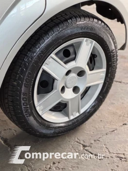 Fiesta Sed. Personnalité 1.0 8V 4p