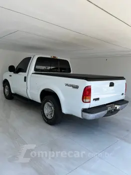 F-250 3.9 XL 4X2 CS