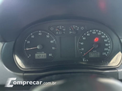 POLO SEDAN - 1.6 MI 8V 4P MANUAL