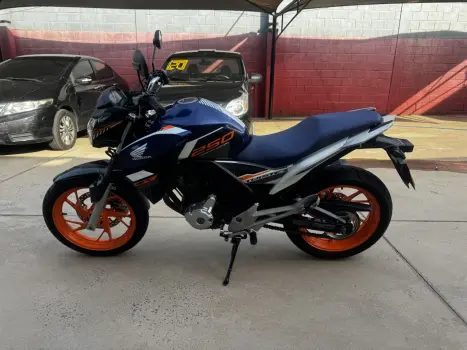 CB 250 F Twister FLEXONE