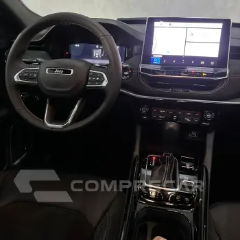 Commander Black Hurricane 2.0 4x4 TB Aut