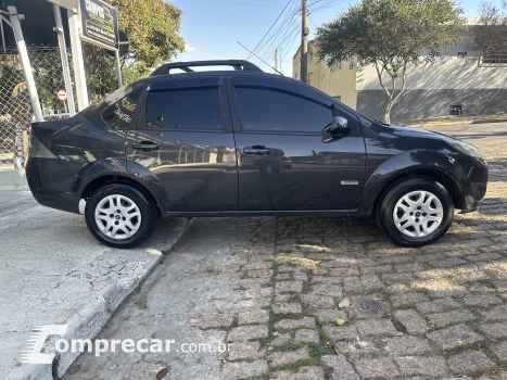 FIESTA 1.6 MPI Sedan 8V