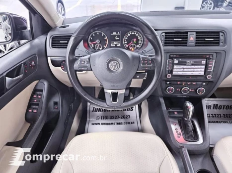 JETTA 2.0 COMFORTLINE FLEX 4P AUT