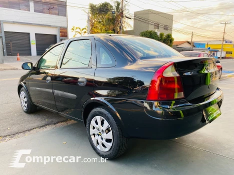 CORSA 1.4 MPFI Maxx Sedan 8V