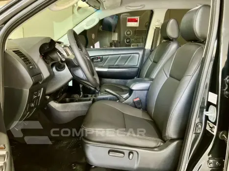 Hilux Caminhonete 3.0 4P 4X4 SRV TURBO DIESEL CABINE DUPLA A