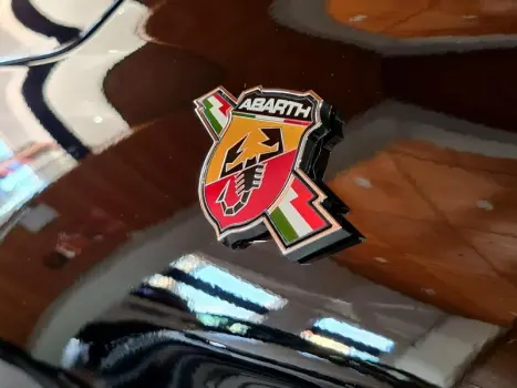 PULSE ABARTH 1.3 TURBO 16V FLEX AUT.
