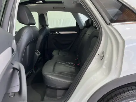 Q3 2.0 TFSI Ambiente Quattro S Tronic